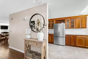 20 Hawthorne Village, Franklin, MA 02038 - Photo 6