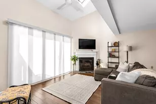 20 Hawthorne Village, Franklin, MA 02038 - Photo 18