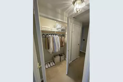 595 Revere Beach Pkwy #39, Revere, MA 02151 - Photo 18