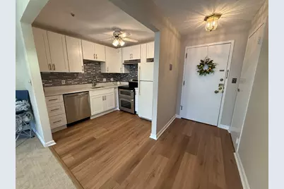 595 Revere Beach Pkwy #39, Revere, MA 02151 - Photo 10