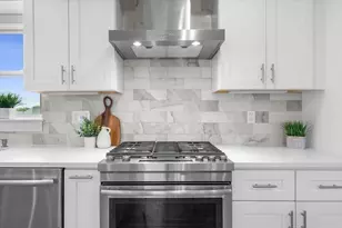 42 Bow St, Somerville, MA 02143 - Photo 18