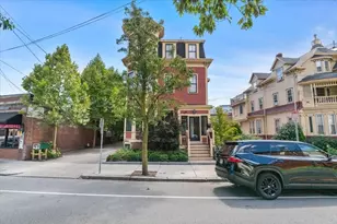 42 Bow St, Somerville, MA 02143 - Photo 2