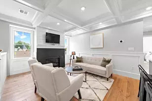 42 Bow St, Somerville, MA 02143 - Photo 2