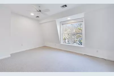 100 Anderer Ln #2, Boston, MA 02132 - Photo 14