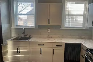 21 Walter St, Boston, MA 02131 - Photo 12