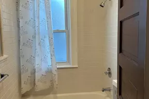 21 Walter St, Boston, MA 02131 - Photo 18