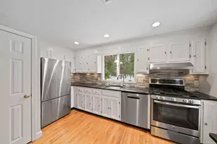 12 Herring Brook Ln, Pembroke, MA 02359 - Photo 8