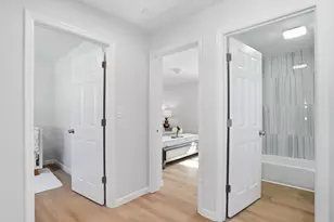 72 Main St, Upton, MA 01568 - Photo 8