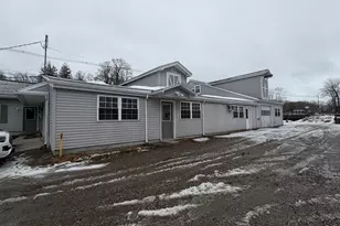 8 Easthampton Rd, Northampton, MA 01060 - Photo 1