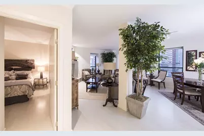 755 Boylston Street #502, Boston, MA 02116 - Photo 2