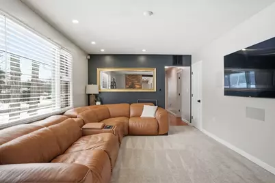 534 Forest St, Methuen, MA 01844 - Photo 8