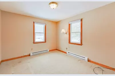 253 Village St, Medway, MA 02053 - Photo 20