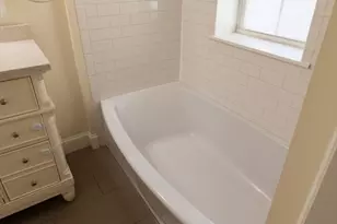 51A Phillips Pl, Northampton, MA 01060 - Photo 16