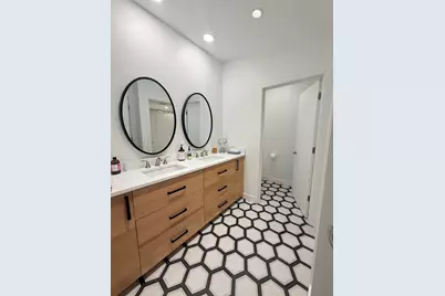 6 Parkside  Dr #6, Brookline, MA 02445 - Photo 14