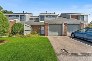 16 Meadowood Dr, Stoughton, MA 02072 - Photo 1