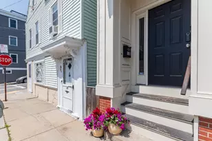 13 Russell St, Boston, MA 02129 - Photo 1
