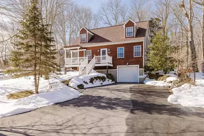 989 Elm St, Somerset, MA 02726 - Photo 2