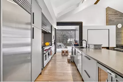 719 Wellesley St, Weston, MA 02493 - Photo 6