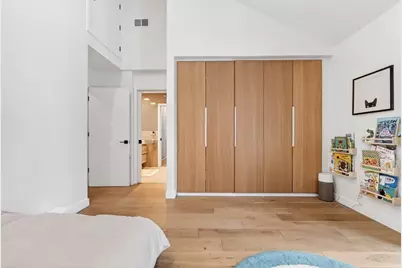 719 Wellesley St, Weston, MA 02493 - Photo 24