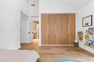 719 Wellesley St, Weston, MA 02493 - Photo 24