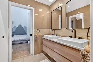 719 Wellesley St, Weston, MA 02493 - Photo 22