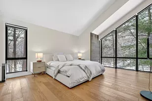 719 Wellesley St, Weston, MA 02493 - Photo 28