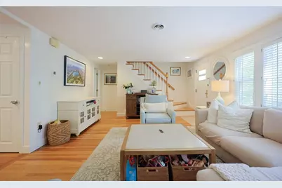 26B Plesant St #B, Wellesley, MA 02482 - Photo 4