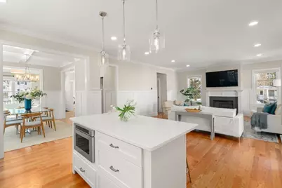 211 Florence Ave, Arlington, MA 02476 - Photo 8