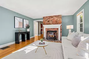 55 Roosevelt Ave, Marblehead, MA 01945 - Photo 6
