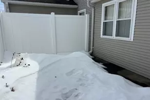 1181 James St, Chicopee, MA 01022 - Photo 20