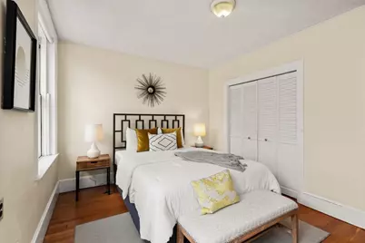 37 Saint Paul St #3, Brookline, MA 02446 - Photo 8