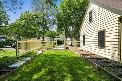 33 West Shore Drive, Marblehead, MA 01945 - Photo 32