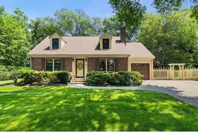 33 West Shore Drive, Marblehead, MA 01945 - Photo 2