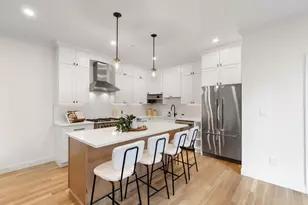 27 Shepard St, Boston, MA 02135 - Photo 6