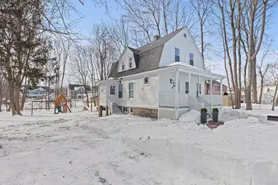 95 Mulberry St, Attleboro, MA 02703 - Photo 2