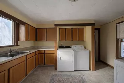 699-707 Main St, Amherst, MA 01002 - Photo 6