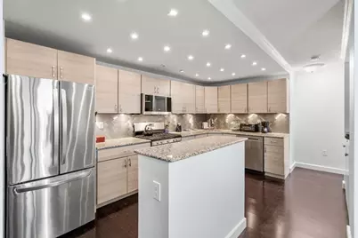 9 Hawthorne Place #7E, Boston, MA 02114 - Photo 2