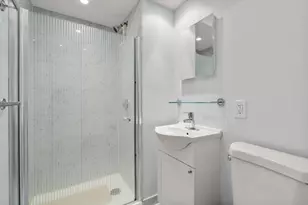 9 Hawthorne Pl, Boston, MA 02114 - Photo 16