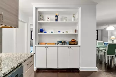 9 Hawthorne Place #7E, Boston, MA 02114 - Photo 14