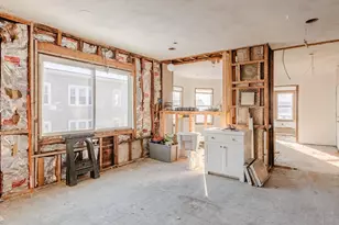 18 Gosnold St, Worcester, MA 01606 - Photo 32