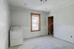 18 Gosnold St, Worcester, MA 01606 - Photo 38