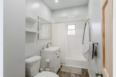 18 Gosnold Street, Worcester, MA 01606 - Photo 12