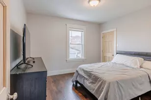 18 Gosnold St, Worcester, MA 01606 - Photo 14