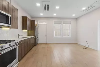 24 Rush St #E, Somerville, MA 02145 - Photo 2