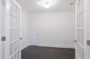 491 Dutton St, Lowell, MA 01854 - Photo 4