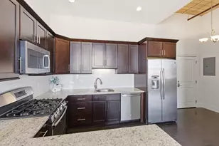 491 Dutton St, Lowell, MA 01854 - Photo 8