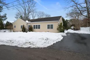 104 Cape Cod Ave, Plymouth, MA 02360 - Photo 2