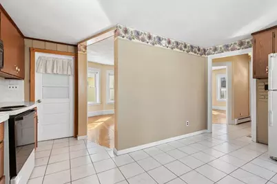 15 Cass St, Melrose, MA 02176 - Photo 16
