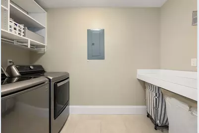 40 Grove St #1, Waltham, MA 02453 - Photo 22