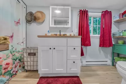 21 Myrtle Ave, Sterling, MA 01564 - Photo 8